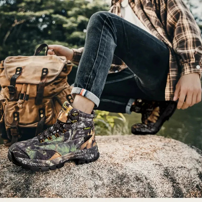 Men's High Top Camouflage Hunting Boots Breathable Sports Shoes Outdoor Hiking Wear-Resistant Waterproof Mountaineering Boots