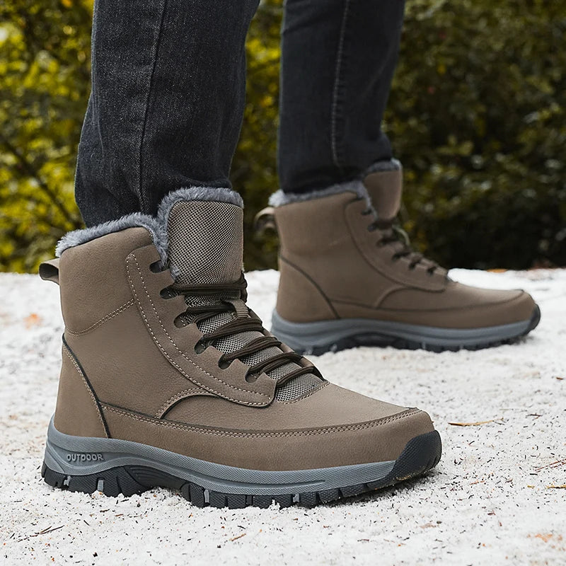 New Men's Hiking Boots Thickened Non-Slip Warm Flat High Top Boots Casual Winter Outdoor Leather Snow Boots Oversized Work Boots